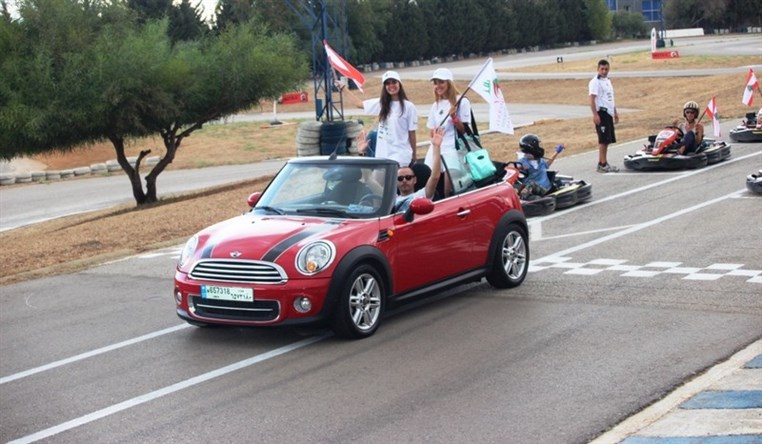MINI Cabrio: Peace Ambassador at the Lebanese International Day of Peace